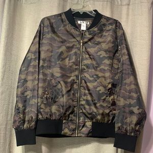 Say What? XL camouflaged lightweight jacket.